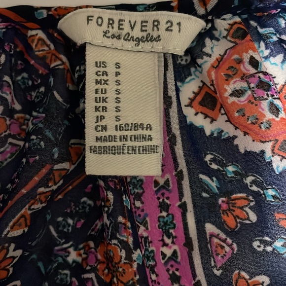 Forever 21 Long sleeve top - Picture 2 of 4